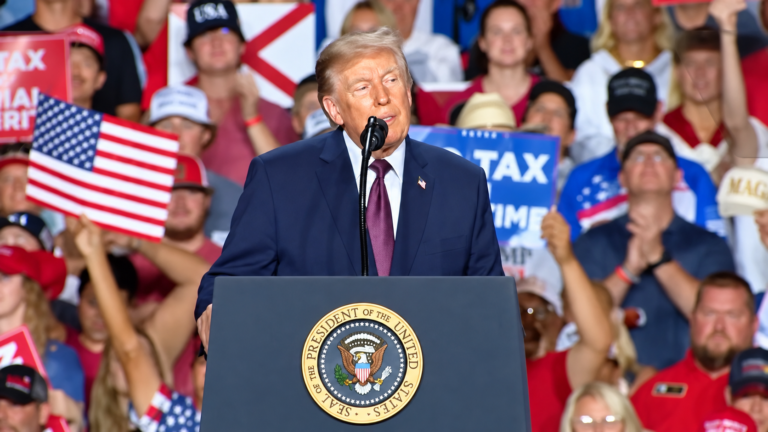 Trump Addresses Nebraska Midterm Rally, Urges Support for Republican Candidates